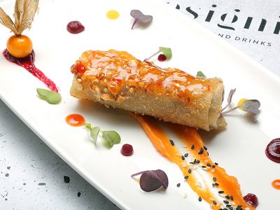 60 BAR DESIGNIO_crujiente de ternasco en costra de kikos 60 BAR DESIGNIO_crujiente de ternasco en costra de kikos